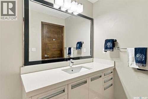 203 2007 Pohorecky Crescent, Saskatoon, SK - Indoor Photo Showing Bathroom