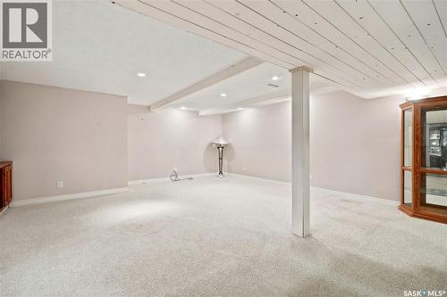 19 Thomson Avenue, Regina, SK - Indoor