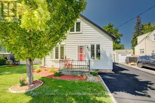 20 DOVER STREET  Woodstock (Woodstock - South), ON N4S 3L8