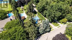 21 KERMAN Avenue Grimsby, ON L3M 3W3