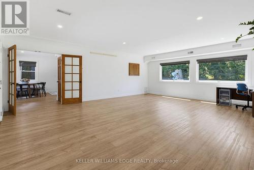 21 Kerman Avenue, Grimsby, ON - Indoor