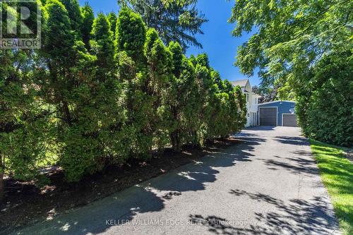 21 Kerman Avenue, Grimsby, ON - Outdoor