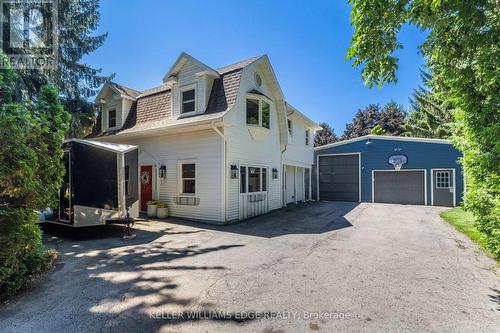 21 Kerman Avenue, Grimsby, ON - Outdoor