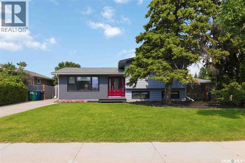 122 Assiniboine Drive, Saskatoon, SK - Outdoor