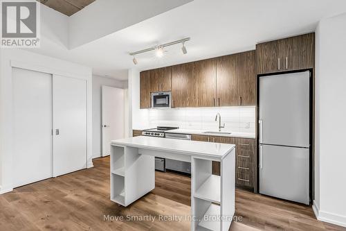509 - 115 LARCHMOUNT AVENUE , Toronto, Ontario M4M 2Y6 2