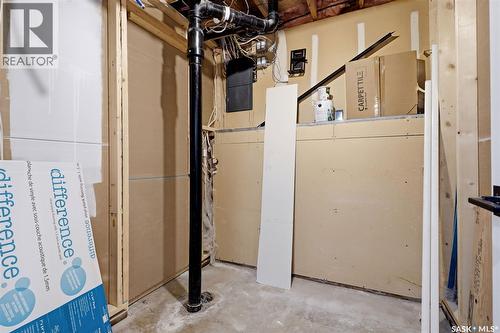 10 Osborne Crescent, Regina, SK - Indoor Photo Showing Basement