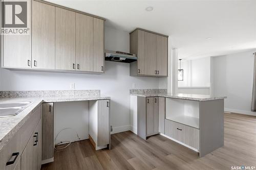 10 Osborne Crescent, Regina, SK - Indoor Photo Showing Kitchen
