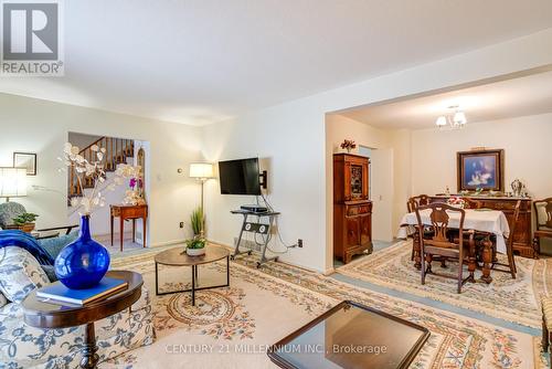 2 Durham Crescent, Brampton, ON - Indoor Photo Showing Other Room
