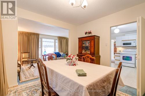 2 Durham Crescent, Brampton, ON - Indoor Photo Showing Dining Room