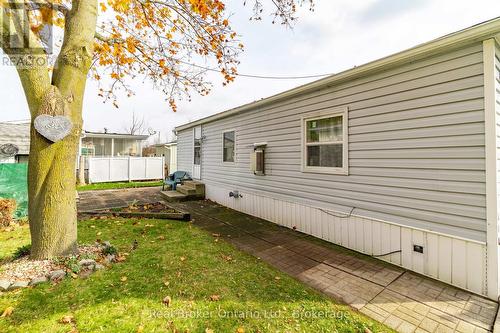 524 Poplar Place, Centre Wellington, ON - Outdoor