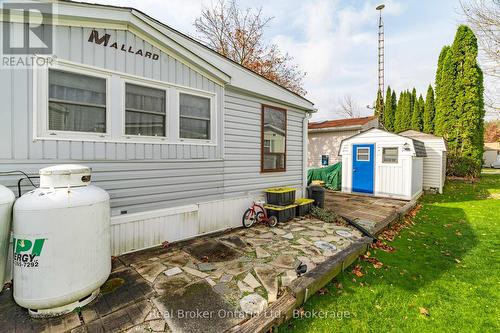 524 Poplar Place, Centre Wellington, ON - Outdoor