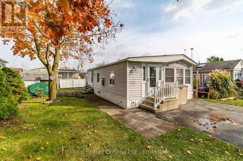 524 Poplar Place, Centre Wellington, ON - Outdoor