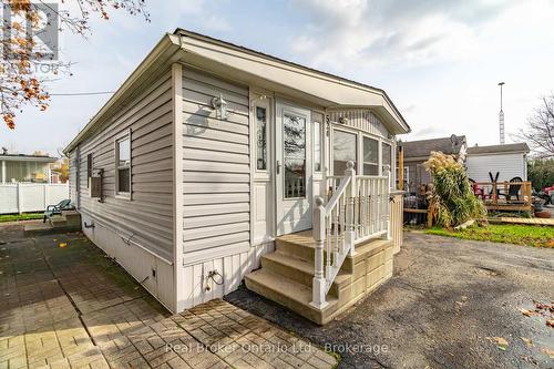 524 Poplar Place, Centre Wellington, ON - Outdoor