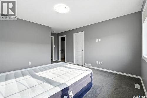 351 4000 Sandhill Crescent, Regina, SK - Indoor Photo Showing Bedroom