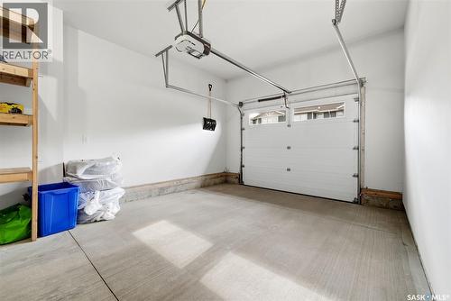 351 4000 Sandhill Crescent, Regina, SK - Indoor Photo Showing Garage