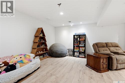 114 Mcsherry Crescent, Regina, SK - Indoor