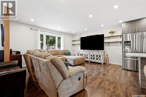 114 Mcsherry Crescent, Regina, SK - Indoor