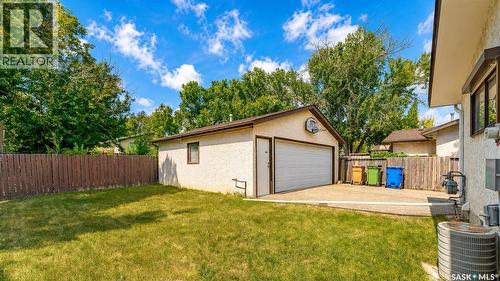 6142 7Th Avenue N, Regina, SK - Outdoor With Exterior