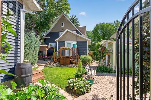 1046 Clifton Avenue, Moose Jaw, SK - Outdoor With Deck Patio Veranda