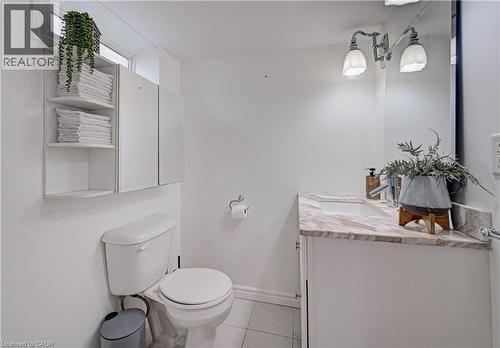 152 Clark Avenue, Kitchener, ON - Indoor Photo Showing Bathroom