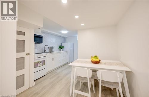 152 Clark Avenue, Kitchener, ON - Indoor