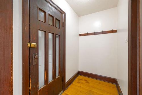 301 Langside Street, Winnipeg, MB - Indoor Photo Showing Other Room