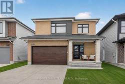 988 BECKTON HEIGHTS Ottawa, ON K2S 2X6