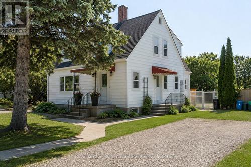 9 HOUDEN STREET  Springwater (Elmvale), ON L0L 1P0