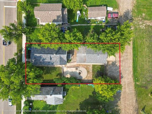 1829 Mcdonald Avenue, Brandon, MB - Outdoor