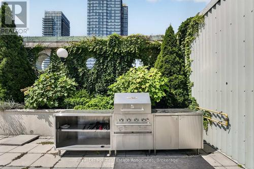 1006 - 115 Richmond Street E, Toronto, ON - Outdoor