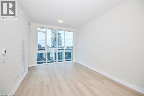 16 Concord Place Unit# 634, Grimsby, ON - Indoor Photo Showing Other Room