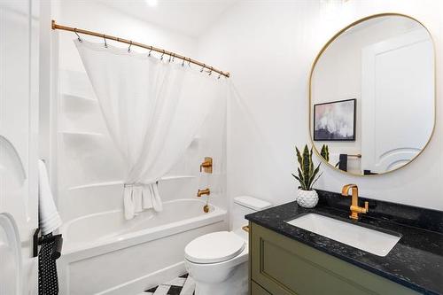 12 Ash Cove, Headingley, MB - Indoor Photo Showing Bathroom