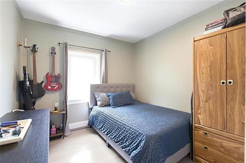 430 Lansdowne Ave, Winnipeg, MB - Indoor Photo Showing Bedroom