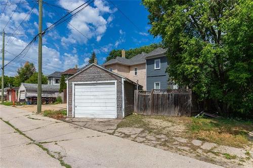 430 Lansdowne Ave, Winnipeg, MB - Outdoor