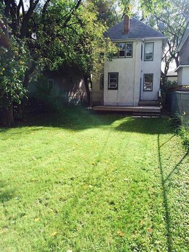 371 St John'S Ave, Winnipeg, MB - Outdoor