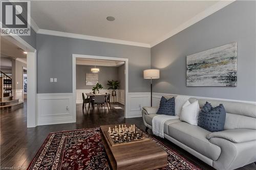 2212 Snead Road, Burlington, ON - Indoor Photo Showing Living Room