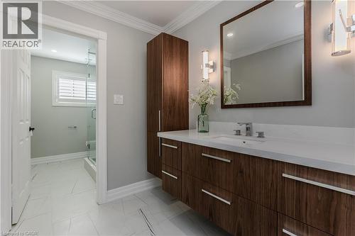 2212 Snead Road, Burlington, ON - Indoor Photo Showing Bathroom