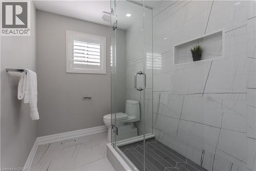 2212 Snead Road, Burlington, ON - Indoor Photo Showing Bathroom