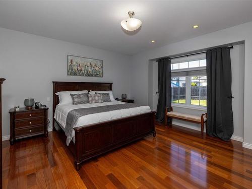 132 Wolverine Crescent, Thunder Bay, ON - Indoor Photo Showing Bedroom