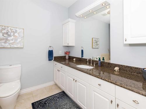 132 Wolverine Crescent, Thunder Bay, ON - Indoor Photo Showing Bathroom
