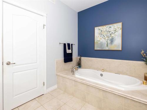 132 Wolverine Crescent, Thunder Bay, ON - Indoor Photo Showing Bathroom