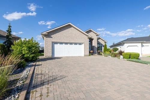132 Wolverine Crescent  Thunder Bay, ON P7C 5Z2