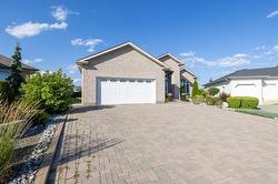 132 Wolverine Crescent Thunder Bay, ON P7C 5Z2