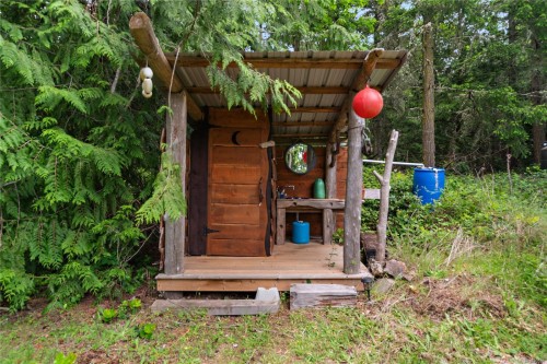 125 Mapleleaf Lane, Sidney Island, BC 