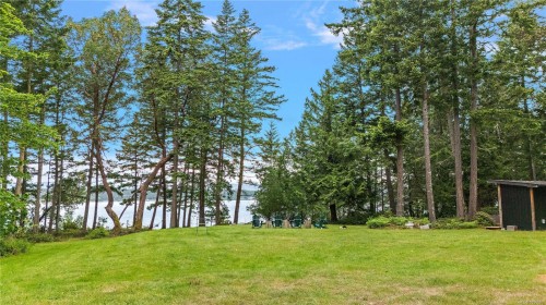 125 Mapleleaf Lane, Sidney Island, BC 
