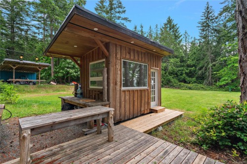 125 Mapleleaf Lane, Sidney Island, BC 