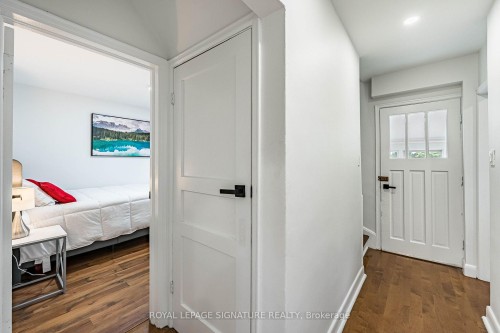 7 Putney Road, Toronto, ON - Indoor Photo Showing Other Room