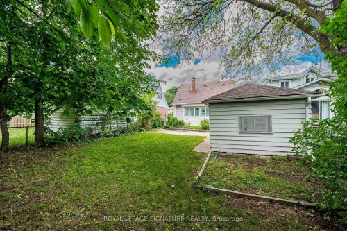 7 Putney Road, Toronto, ON - Outdoor