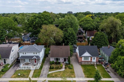 7 Putney Road, Toronto, ON - Outdoor
