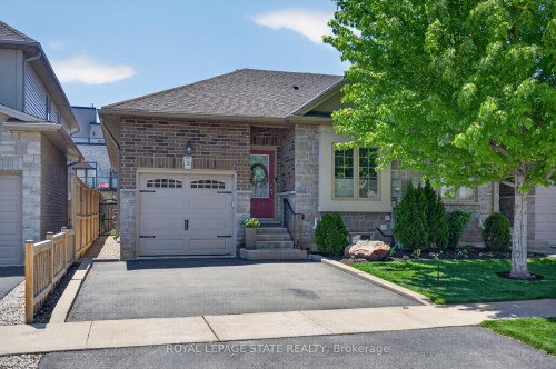 36 Banks Street, Brantford, ON - Outdoor